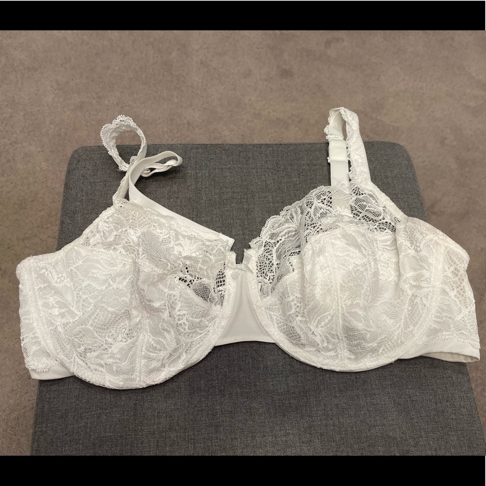 Bali white lace bra 42D